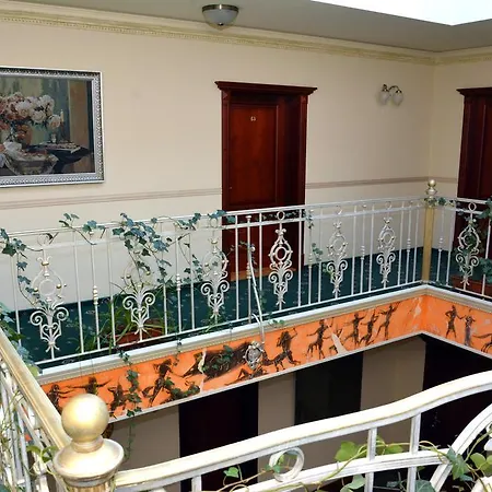 Atrium Hotel-3